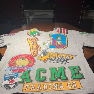 Looney Tunes Graphic Shirt